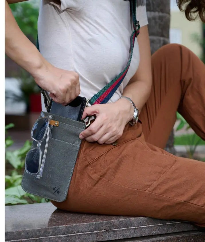 Kame Ridr | Premium Mobile Pouches for Style & Protection Kame Ridr